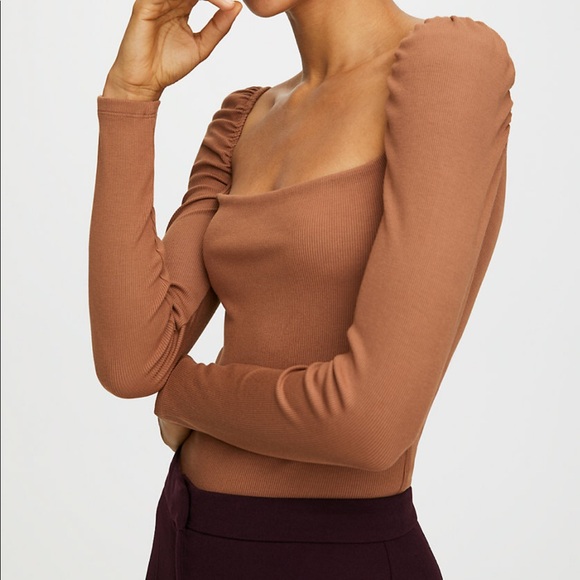 NWT ARITZIA PUFF SLEEVE BODY - Picture 4 of 8
